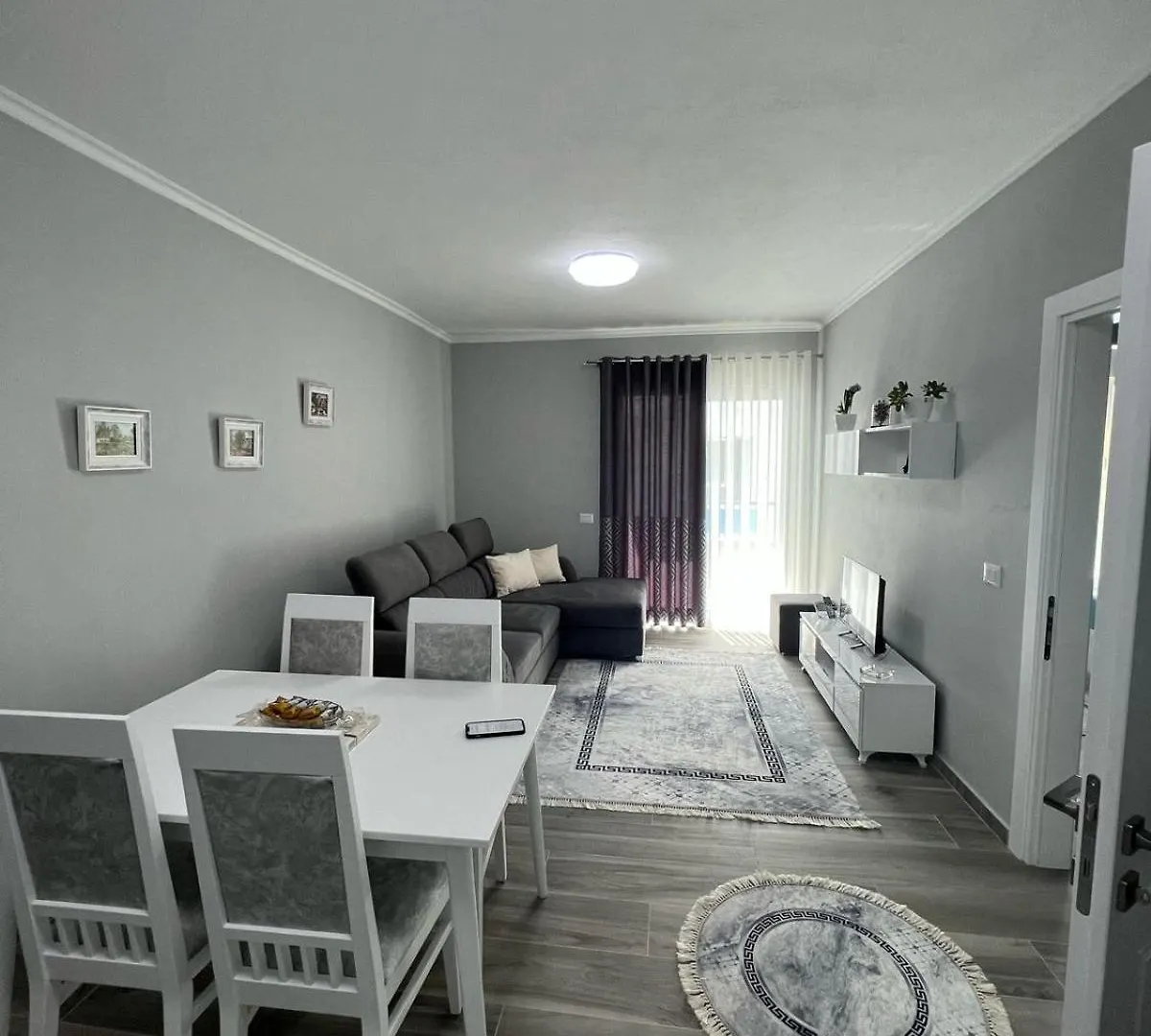 Apartament Tushemisht Pogradec